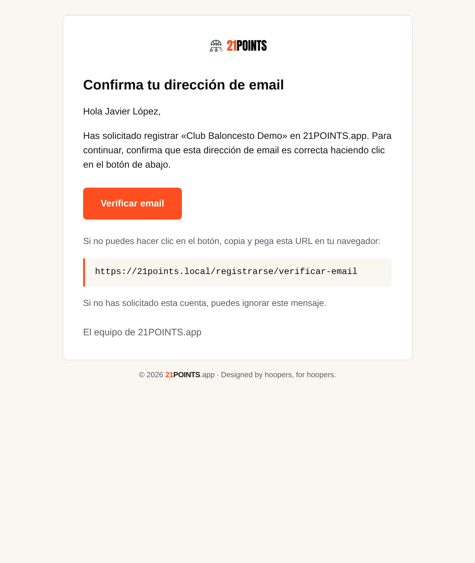 Correo «Confirma tu dirección de email» con el botón Verificar email y el enlace alternativo.