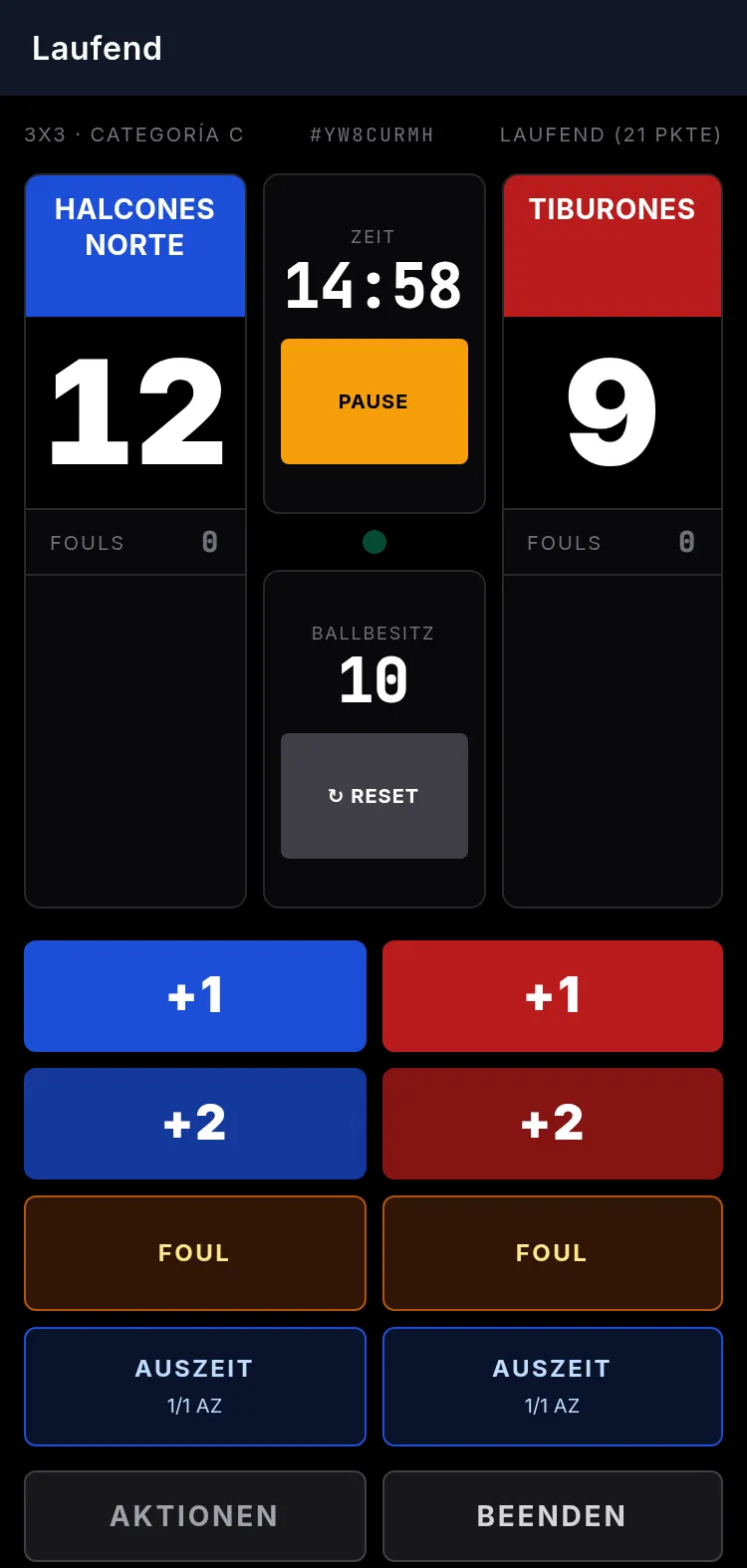 Scorer APP auf einem Handy während eines laufenden Spiels: Anzeigetafel Halcones Norte 12 - 9 Tiburones, Spieluhr 09:58, 10 Sekunden Ballbesitz und Schaltflächen +1, +2, Foul und Auszeit pro Team.