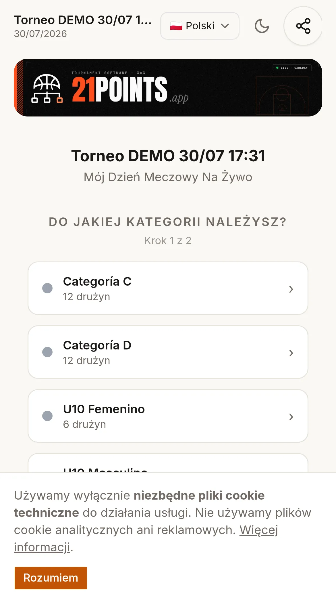 Mój Dzień na telefonie: pytanie « Do jakiej kategorii należysz? », krok 1 z 2, z czterema kategoriami turnieju i ich liczbą drużyn.